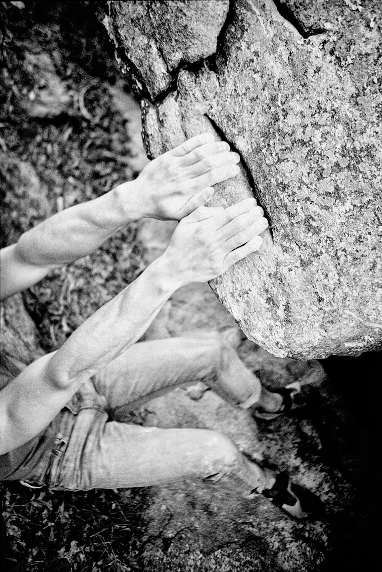 bouldering on Hokum Rock Cape Cod MA